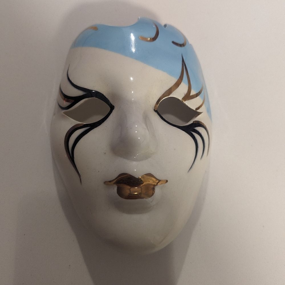 Handmade Ceramic Mask Signed by Local Artist - Picture 2 of 9